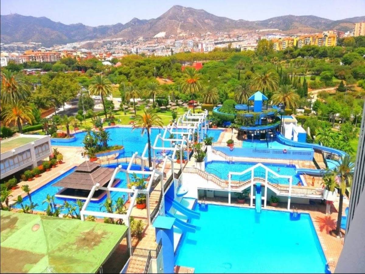 BENALBEACH Complex - Photo 3